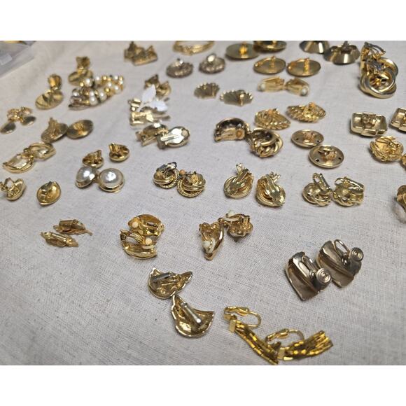 Lot 36 Gold & Silver Tone Clip On Earrings Chunky Pearl Hoop Rhinestone Vintage - Picture 11 of 12